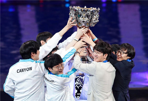 【前瞻】2025LPL春季赛ES vs SN，收官之战双方却心事不同