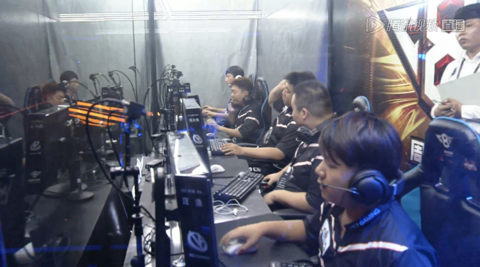 【赛后战报】耻辱的八连败！NIP不敌LGD全败收官组内赛