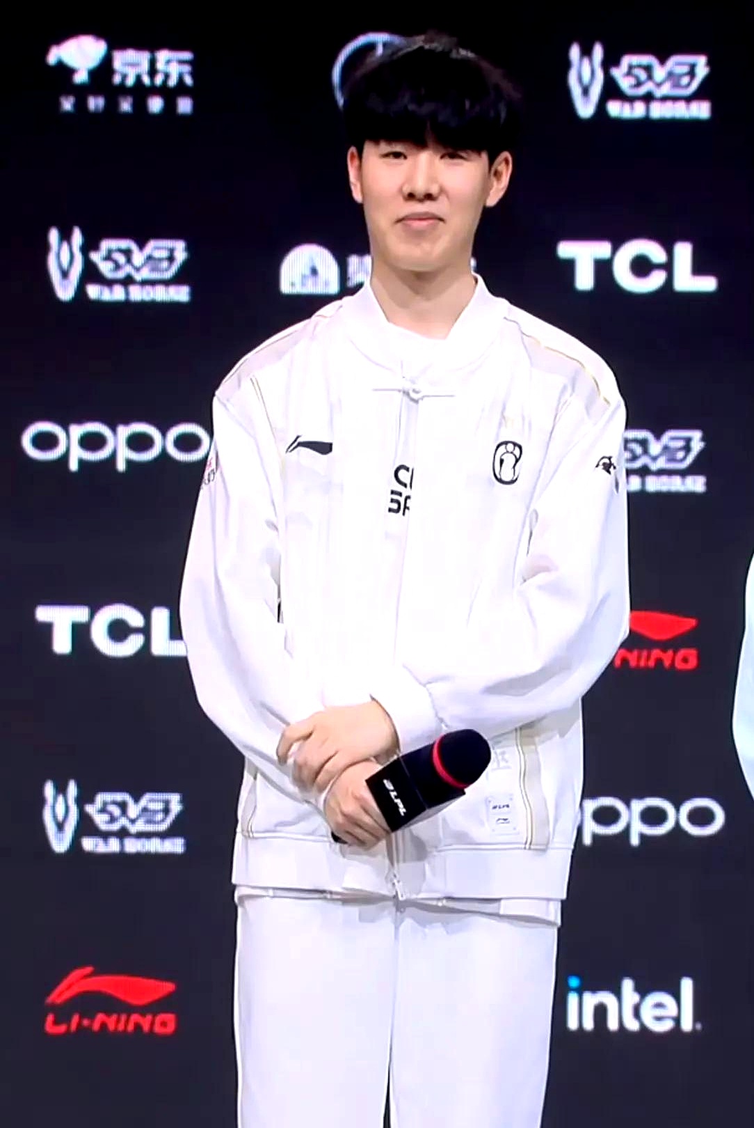 败后群访Tabe揽责：没很好准备季后赛版本 责任全部在我